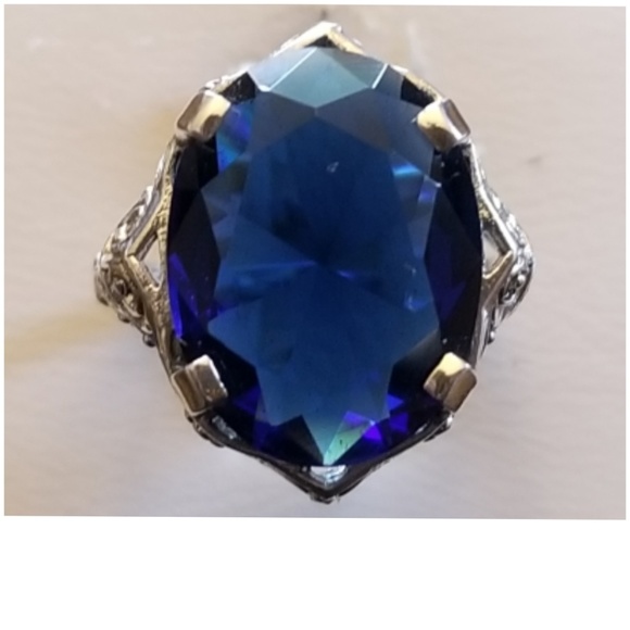 Jewelry - 12ct Blue Sapphire Edwardian Style Ring Size 6